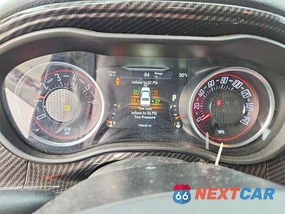 Zdjęcie 9 z 12 samochodu: 2016 DODGE CHALLENGER SXT VIN:2C3CDZAGXGH351882 - miniatura