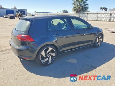 Trzecie zdjęcie samochodu z tyłu: 2017 VOLKSWAGEN GTI S VIN:3VW4T7AU7HM073164 - miniatura