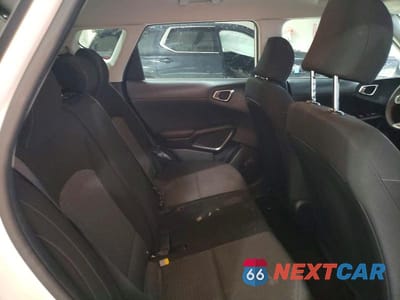 Zdjęcie 10 z 12 samochodu: 2021 KIA SOUL S VIN:KNDJ23AUXM7749175 - miniatura