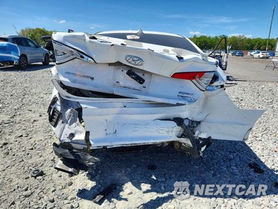 Zdjęcie 6 z 12 samochodu: 2017 HYUNDAI SONATA SPORT VIN:5NPE34AF4HH579774 - miniatura