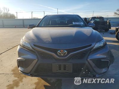 Piąte zdjęcie samochodu w środku: 2024 TOYOTA CAMRY SE VIN:4T1T11AK9RU894095 - miniatura