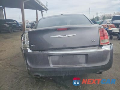 Zdjęcie 6 z 12 samochodu: 2013 CHRYSLER 300 VIN:2C3CCARGXDH543260 - miniatura