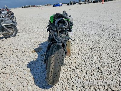 Czwarte zdjęcie samochodu z boku: 2025 KAWASAKI ZX636 K VIN:JKBZXJK1XSA011640 - miniatura