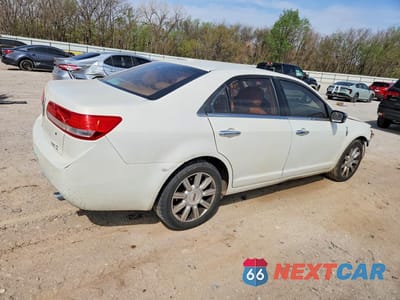 Trzecie zdjęcie samochodu z tyłu: 2012 LINCOLN MKZ VIN:3LNHL2GC1CR801980 - miniatura