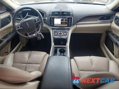 Zdjęcie 8 z 12 samochodu: 2019 LINCOLN CONTINENTAL SELECT VIN:1LN6L9SK9K5602739 - miniatura