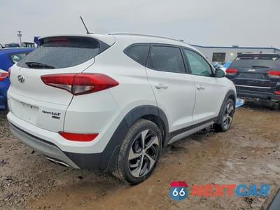 Trzecie zdjęcie samochodu z tyłu: 2017 HYUNDAI TUCSON SPORT VIN:KM8J3CA21HU371794 - miniatura