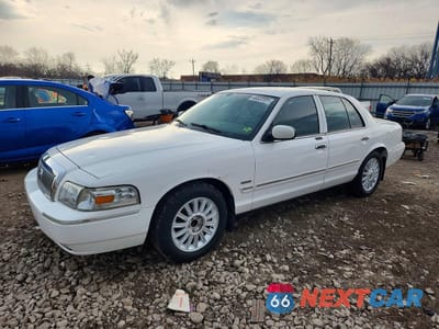 2011 MERCURY GRAND MARQUIS LS 2MEBM7FV8BX600079 - główne zdjęcie licytacji z USA - miniatura