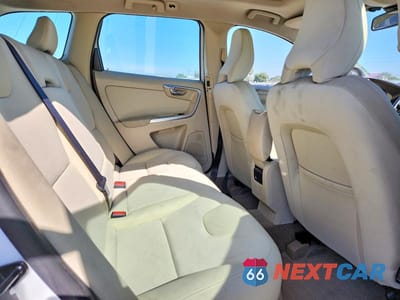 Zdjęcie 11 z 13 samochodu: 2010 VOLVO XC60 3.2 VIN:YV4960DL9A2075986 - miniatura