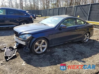 2014 MERCEDES-BENZ C 350 4MATIC WDDGJ8JB6EG228597 - główne zdjęcie licytacji z USA - miniatura