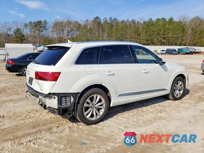 Trzecie zdjęcie samochodu z tyłu: 2017 AUDI Q7 PREMIUM PLUS VIN:WA1LHAF70HD036155 - miniatura