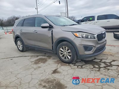 Czwarte zdjęcie samochodu z boku: 2016 KIA SORENTO LX VIN:5XYPG4A3XGG076839 - miniatura