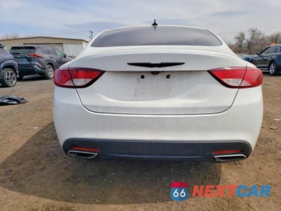 Zdjęcie 6 z 12 samochodu: 2016 CHRYSLER 200 S VIN:1C3CCCDG0GN126082 - miniatura