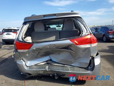 Zdjęcie 6 z 13 samochodu: 2014 TOYOTA SIENNA LE 8-PASSENGER VIN:5TDKK3DC2ES417598 - miniatura