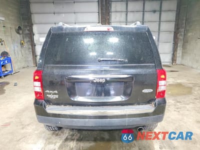 Zdjęcie 6 z 13 samochodu: 2017 JEEP PATRIOT LATITUDE VIN:1C4NJRFB8HD206011 - miniatura