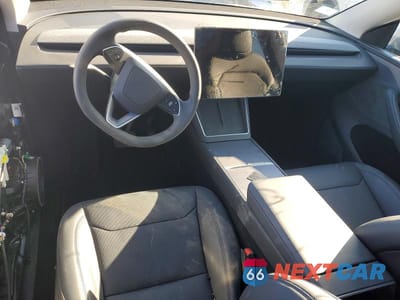 Zdjęcie 8 z 11 samochodu: 2026 TESLA MODEL Y VIN:7SAYGDEE4TA478678 - miniatura