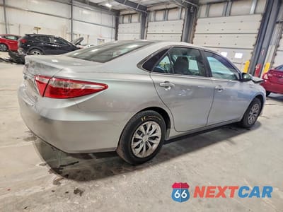 Trzecie zdjęcie samochodu z tyłu: 2015 TOYOTA CAMRY HYBRID LE VIN:4T1BD1FKXFU167801 - miniatura