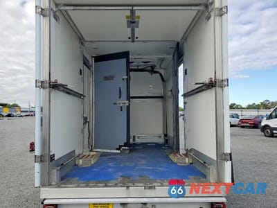 Zdjęcie 10 z 13 samochodu: 2020 FORD TRANSIT DELIVERY TRUCK VIN:1FDBW5Z86LKB30317 - miniatura