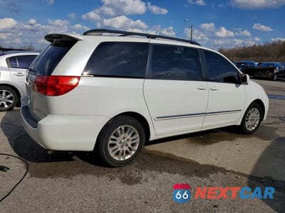 Trzecie zdjęcie samochodu z tyłu: 2010 TOYOTA SIENNA XLE LIMITED VIN:5TDYK4CC9AS312388 - miniatura