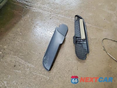 Zdjęcie 12 z 12 samochodu: 2020 FORD MUSTANG VIN:1FATP8UH7L5161921 - miniatura