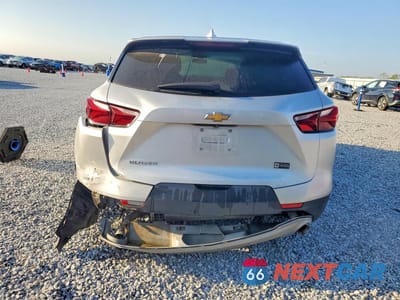 Zdjęcie 6 z 13 samochodu: 2020 CHEVROLET BLAZER 2LT VIN:3GNKBCRS1LS667365 - miniatura
