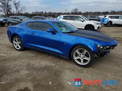 Czwarte zdjęcie samochodu z boku: 2017 CHEVROLET CAMARO LT VIN:1G1FB1RXXH0120029 - miniatura