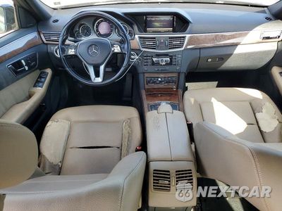 Zdjęcie 8 z 12 samochodu: 2013 MERZ E-CLASS VIN:WDDHF5KB3DA688031 - miniatura