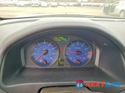Zdjęcie 9 z 12 samochodu: 2009 VOLVO V50 T5 VIN:YV1MJ672792466853 - miniatura
