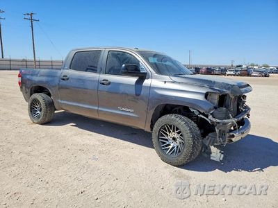 Czwarte zdjęcie samochodu z boku: 2015 TOYOTA TUNDRA CREWMAX VIN:5TFEM5F12FX093689 - miniatura