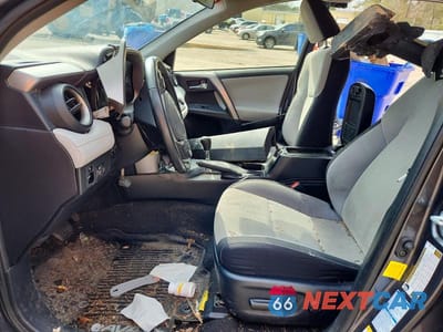 Zdjęcie 7 z 14 samochodu: 2018 TOYOTA RAV4 XLE VIN:JTMRFREV0JJ252180 - miniatura