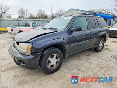2005 CHEVROLET TRAILBLAZER LS 1GNDT13S552300664 - główne zdjęcie licytacji z USA - miniatura
