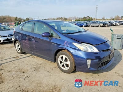 Czwarte zdjęcie samochodu z boku: 2015 TOYOTA PRIUS THREE VIN:JTDKN3DU1F1876829 - miniatura