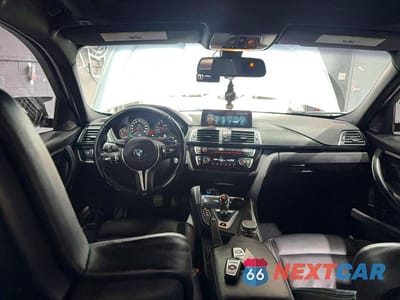 Zdjęcie 9 z 10 samochodu: 2017 BMW Motorrad M3 VIN:WBS8M9C31H5G85413 - miniatura