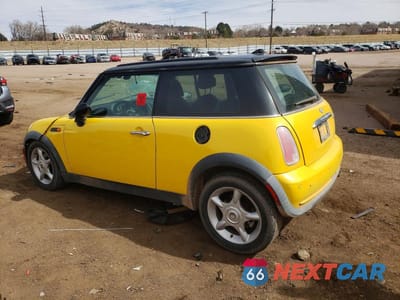 Drugie zdjęcie samochodu z przodu: 2005 MINI COOPER VIN:WMWRC33545TJ70632 - miniatura