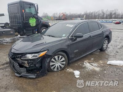 2022 TOYOTA CAMRY HYBRID LE 4T1C31AK8NU589417 - główne zdjęcie licytacji z USA - miniatura