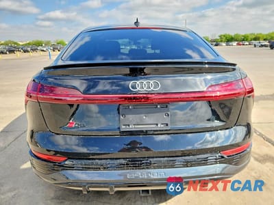 Zdjęcie 6 z 12 samochodu: 2024 AUDI Q8 E-TRON SPORTBACK PREMIUM PLUS VIN:WA1CAAGE7RB005967 - miniatura