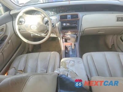 Zdjęcie 8 z 12 samochodu: 2001 TOYOTA AVALON XL VIN:4T1BF28B21U129050 - miniatura