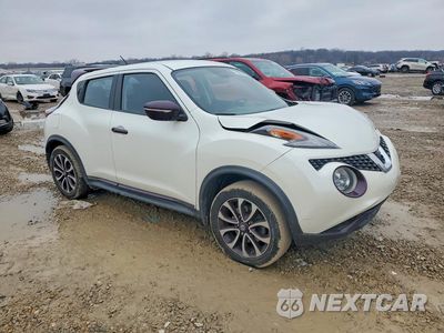 Czwarte zdjęcie samochodu z boku: 2015 NISSAN JUKE S VIN:JN8AF5MV0FT555841 - miniatura