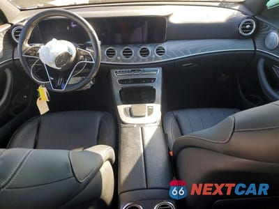 Zdjęcie 8 z 11 samochodu: 2021 MERCEDES-BENZ E 350 VIN:W1KZF8DB1MA873584 - miniatura