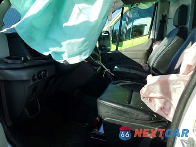 Zdjęcie 7 z 11 samochodu: 2025 FORD TRANSIT 250 UTILITY / SERVICE VAN VIN:1FTBR1C83SKA85106 - miniatura