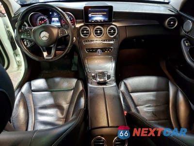 Zdjęcie 8 z 12 samochodu: 2015 MERCEDES-BENZ C 300 4MATIC VIN:55SWF4KB8FU060647 - miniatura