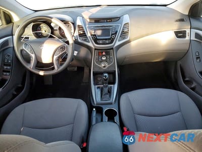 Zdjęcie 8 z 12 samochodu: 2016 HYUNDAI ELANTRA SE VIN:5NPDH4AE9GH739702 - miniatura