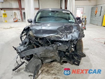 Piąte zdjęcie samochodu w środku: 2020 FORD ESCAPE SE VIN:1FMCU9G68LUC58338 - miniatura