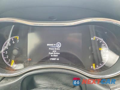 Zdjęcie 9 z 12 samochodu: 2017 JEEP GRAND CHEROKEE LIMITED VIN:1C4RJFBG6HC865972 - miniatura