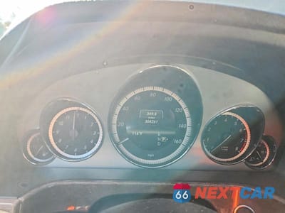 Zdjęcie 9 z 11 samochodu: 2013 MERCEDES-BENZ E 350 VIN:WDDHF5KB7DA668820 - miniatura