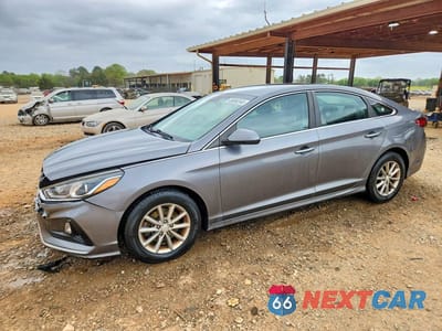 2019 HYUNDAI SONATA SE 5NPE24AF6KH744265 - główne zdjęcie licytacji z USA - miniatura
