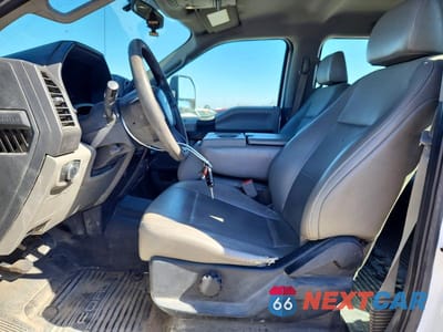 Zdjęcie 7 z 12 samochodu: 2019 FORD F450 SUPER DUTY FLATBED TRUCK VIN:1FD0W4GT6KEG81255 - miniatura