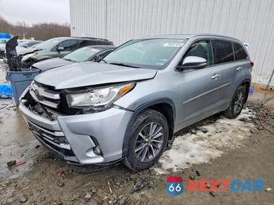 2017 TOYOTA HIGHLANDER XLE 5TDJZRFHXHS391808 - główne zdjęcie licytacji z USA - miniatura