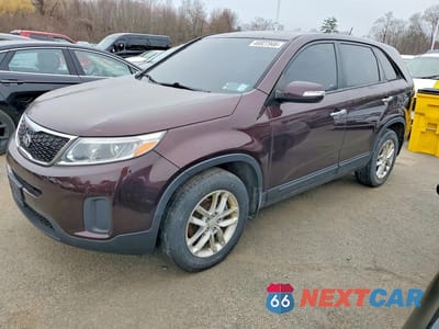 2015 KIA SORENTO LX 5XYKT3A64FG641434 - główne zdjęcie licytacji z USA - miniatura
