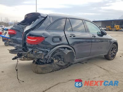 Trzecie zdjęcie samochodu z tyłu: 2019 MERCEDES-BENZ GLC 43 4MATIC AMG VIN:WDC0G6EB3KF645017 - miniatura