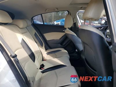 Zdjęcie 10 z 12 samochodu: 2016 MAZDA 3 GRAND TOURING VIN:JM1BM1N32G1292339 - miniatura